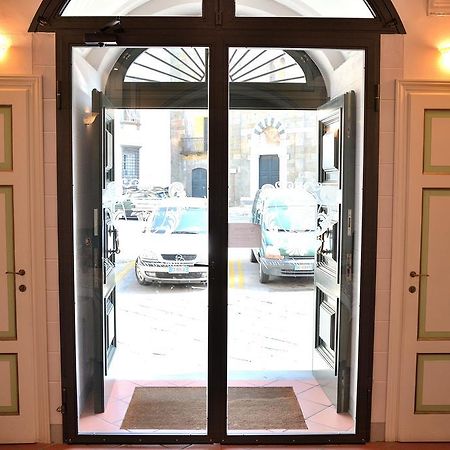 Dimora Dei Guelfi Luxury Rooms Lucca Exteriör bild
