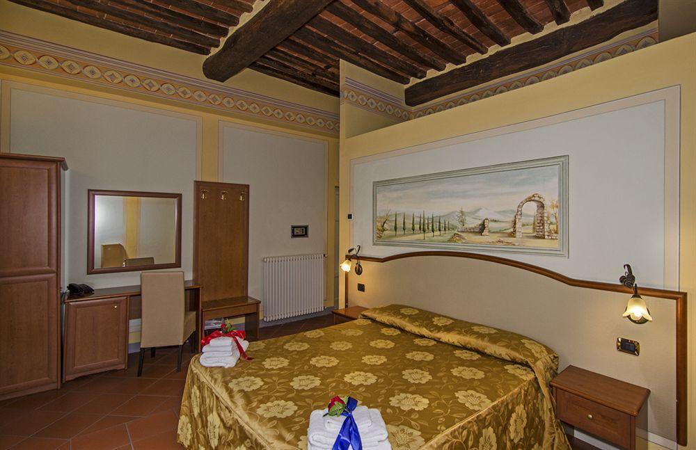 Dimora Dei Guelfi Luxury Rooms Lucca Exteriör bild