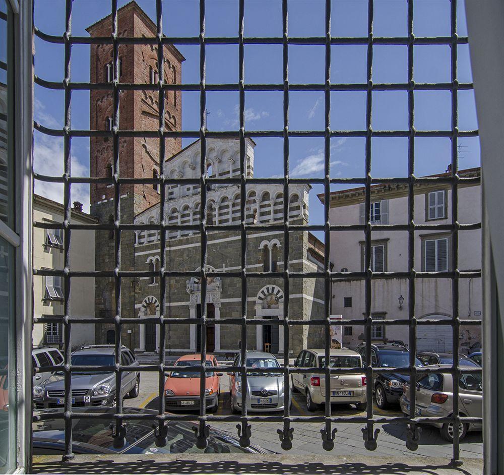 Dimora Dei Guelfi Luxury Rooms Lucca Exteriör bild