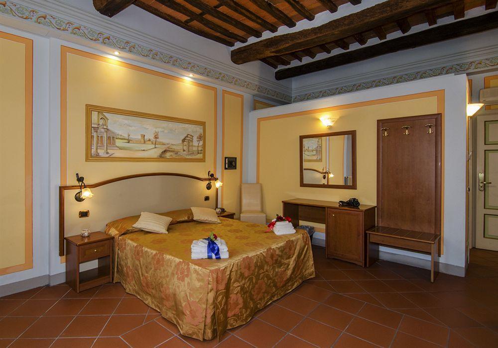 Dimora Dei Guelfi Luxury Rooms Lucca Exteriör bild