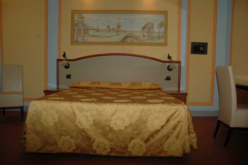 Dimora Dei Guelfi Luxury Rooms Lucca Exteriör bild