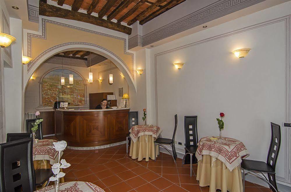 Dimora Dei Guelfi Luxury Rooms Lucca Exteriör bild