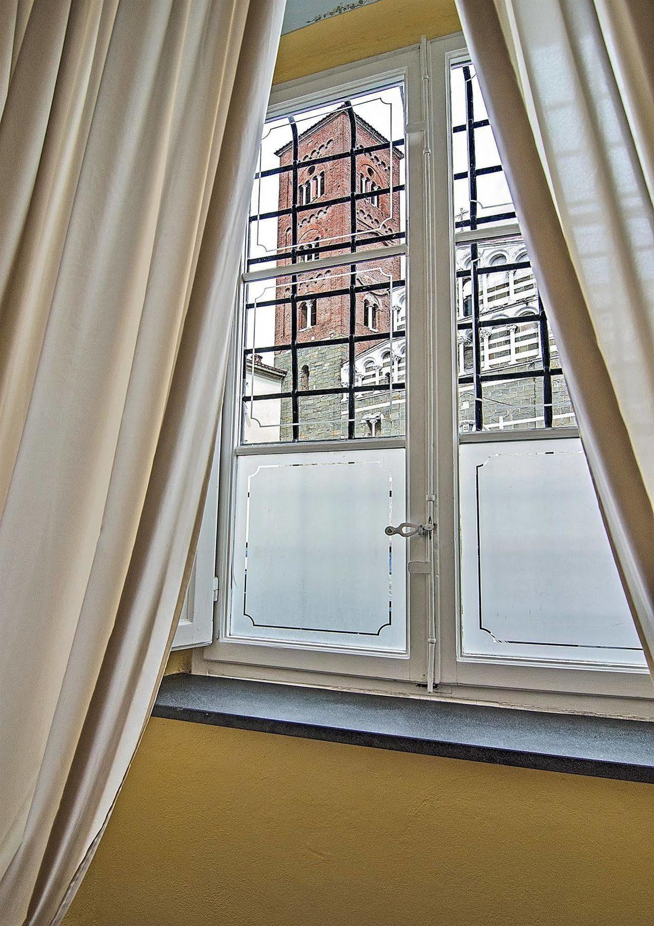 Dimora Dei Guelfi Luxury Rooms Lucca Exteriör bild
